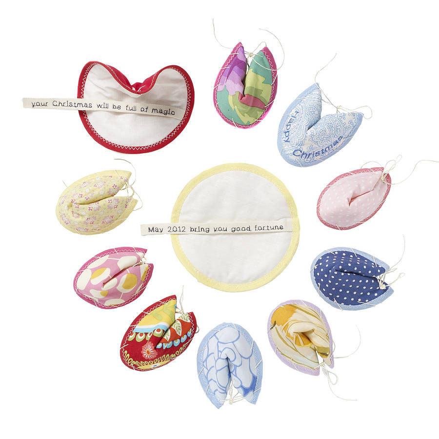 25 x personalised fortune cookie favours - 2 Green Monkeys