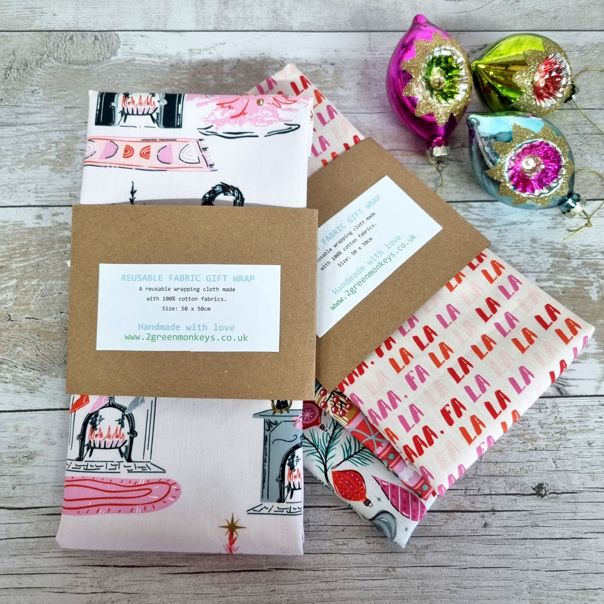 Eco Wrapping - Vintage Kitsch Santa Design - 2 Green Monkeys
